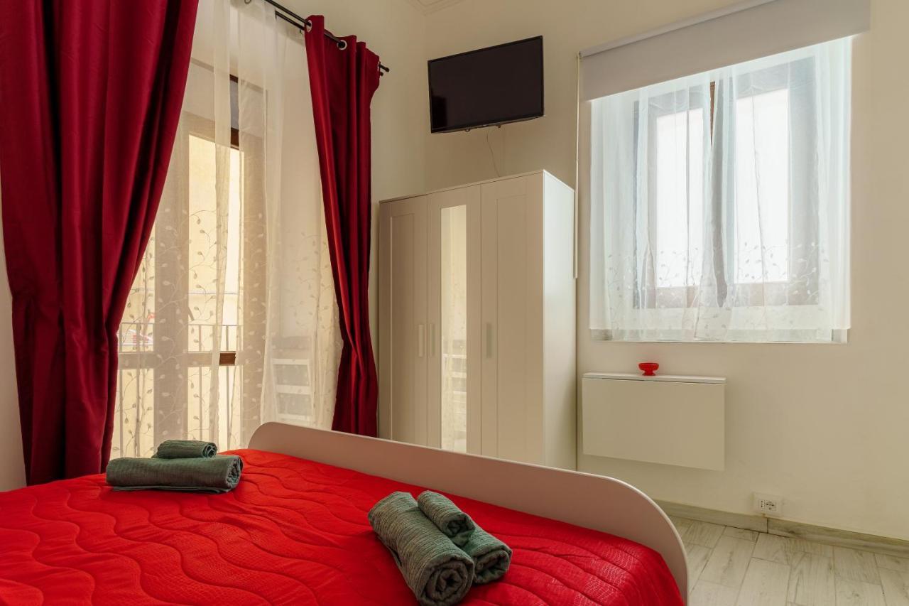 Casta Diva Holiday Rooms 卡塔尼亚 外观 照片