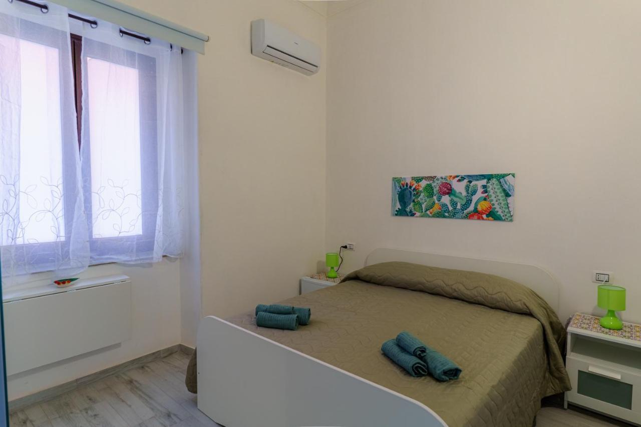 Casta Diva Holiday Rooms 卡塔尼亚 外观 照片